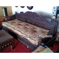 traditional carved sofa 0012 - Image 5