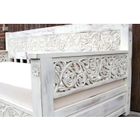 Traditional carved sofa 014 - Image 4